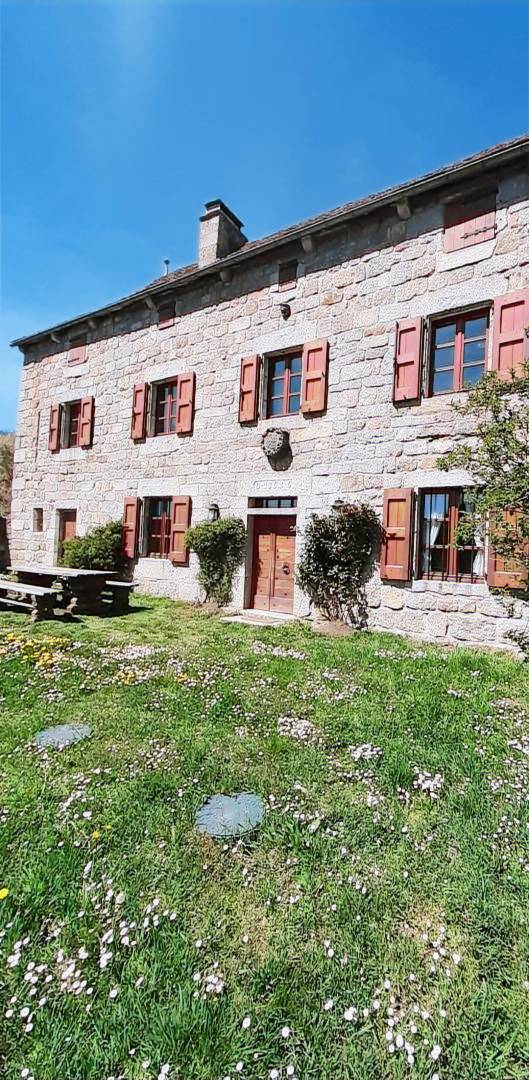 Gite with yard in Rodez