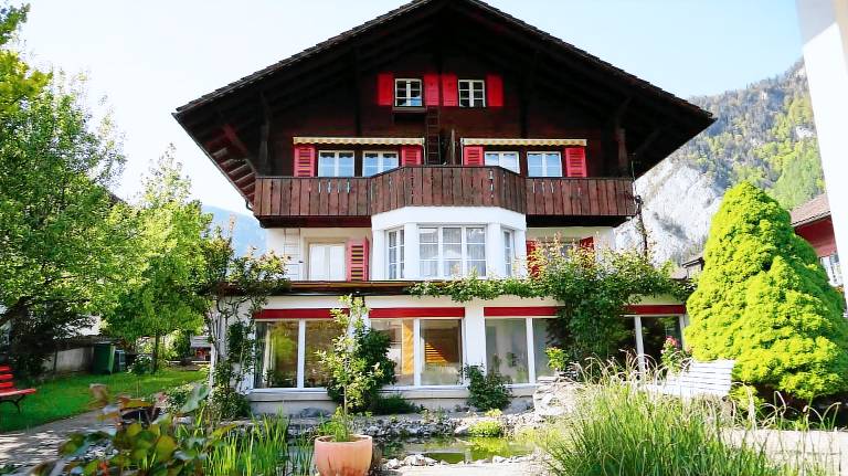 Bed & Breakfast  Unterseen