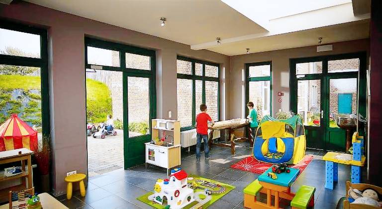 Holiday apartment with terrace, yard & pool | Dogs allowed — photo 3