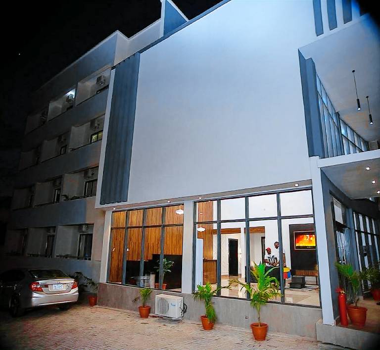 Hotel Capitol