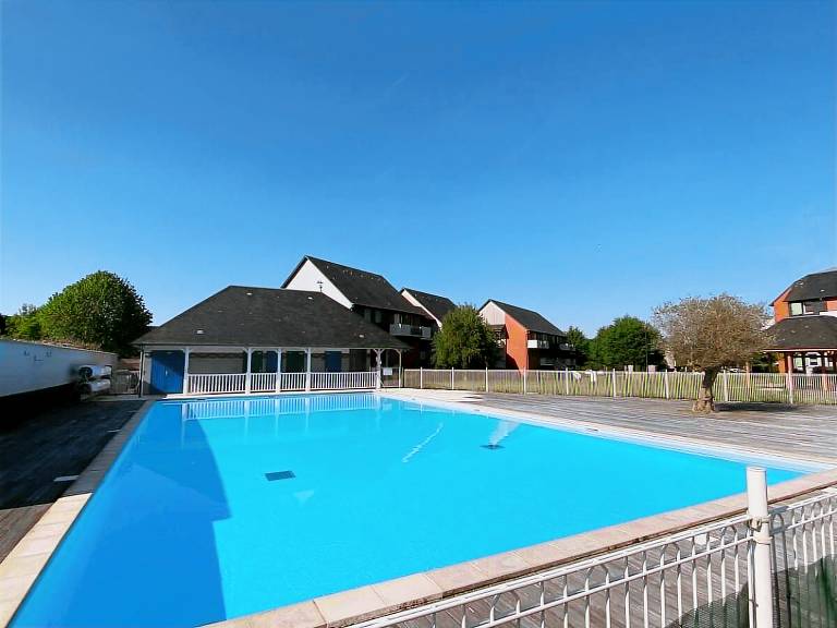 Apartment with patio, yard & pool — photo 3