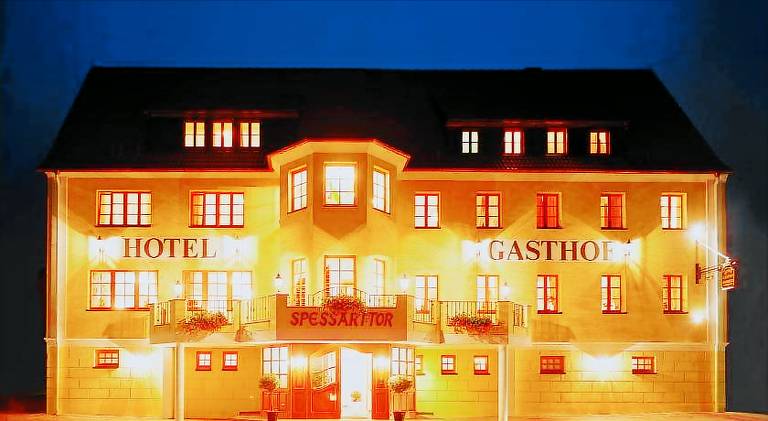 Hotel Gasthof Spessarttor & Hotel Bergwiesen Zimmer mit Balkon