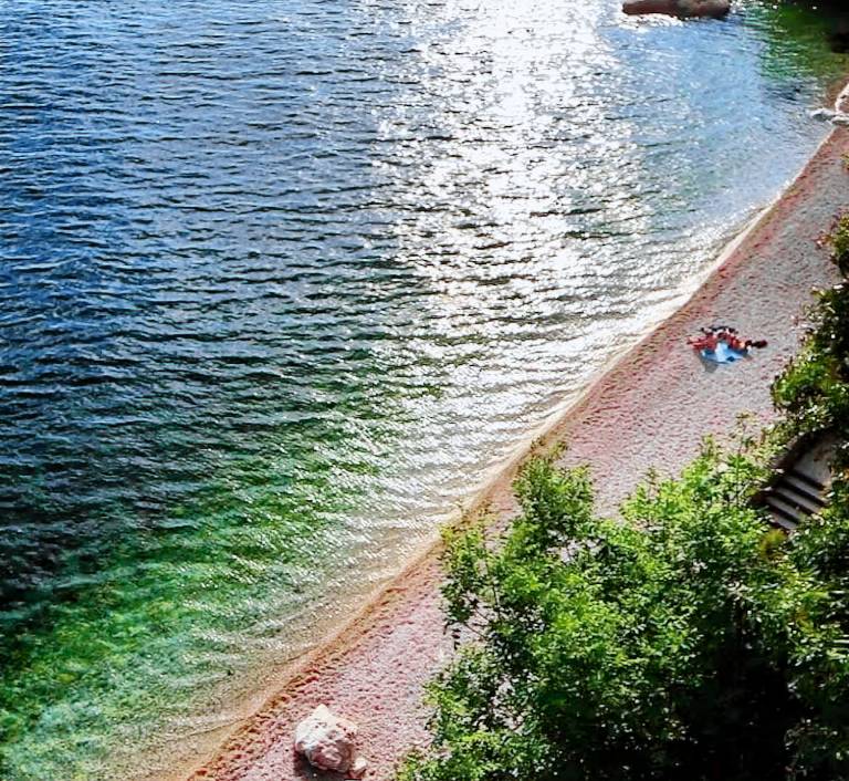     
4 Gäste ∙ 2 Schlafzimmer
