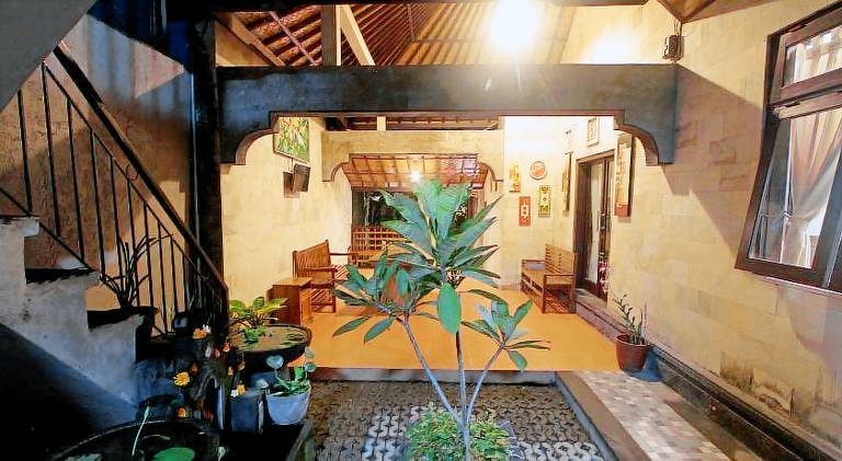 Sari House Ubud - Balinese Style Homestay — photo 2