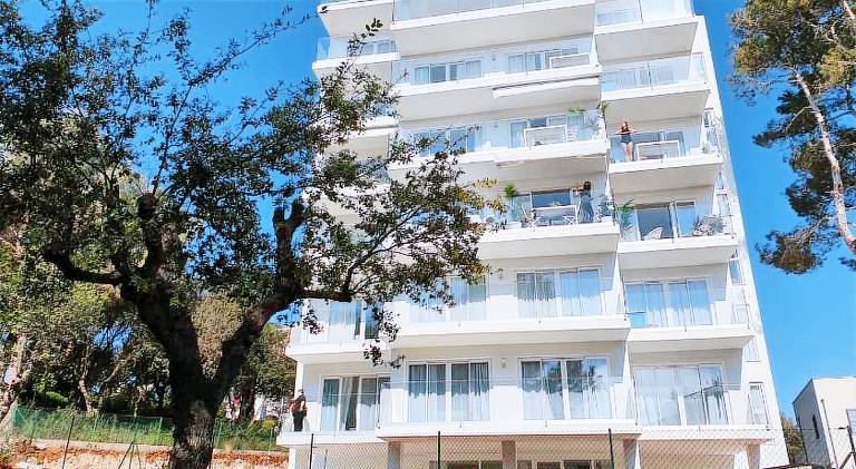 Apartment with patio, garden & private pool | Next to the beach | Good for workation | Pets are welcome — photo 3