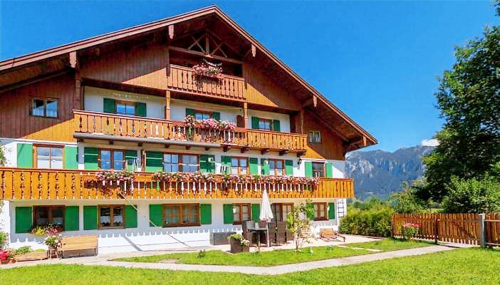 Jagerhof und Jagerstadel in Fuessen