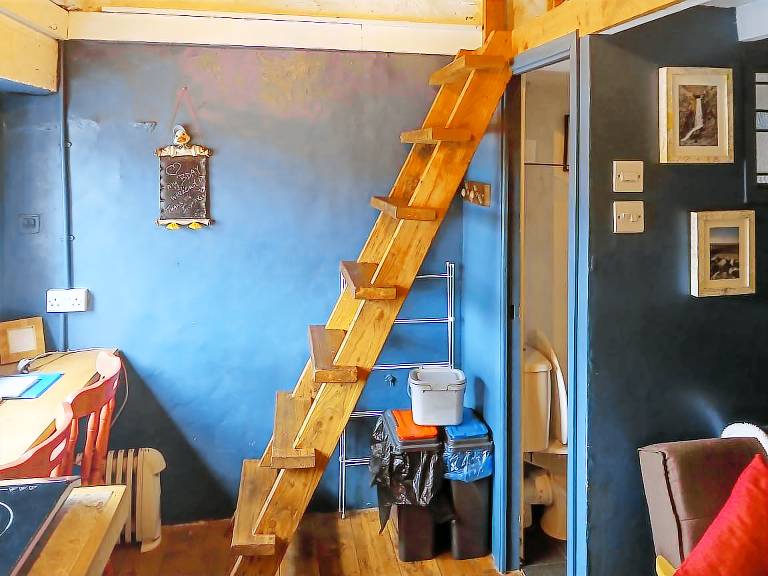 Children-friendly lovely cottage | Pets are welcome — photo 5