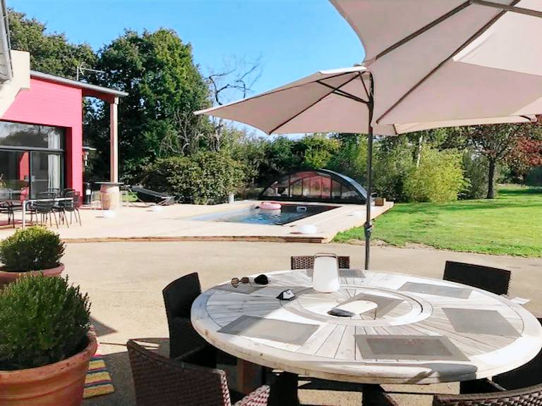 Fully equipped lovely villa with terrace & pool | Good for workation | Pet-friendly — photo 2