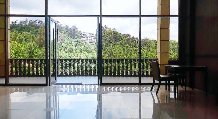 Carol Crosswinds Tagaytay — photo 5
