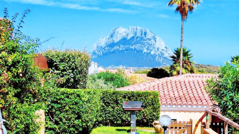Villetta Familiare con Giardino e WiFi Gratuito