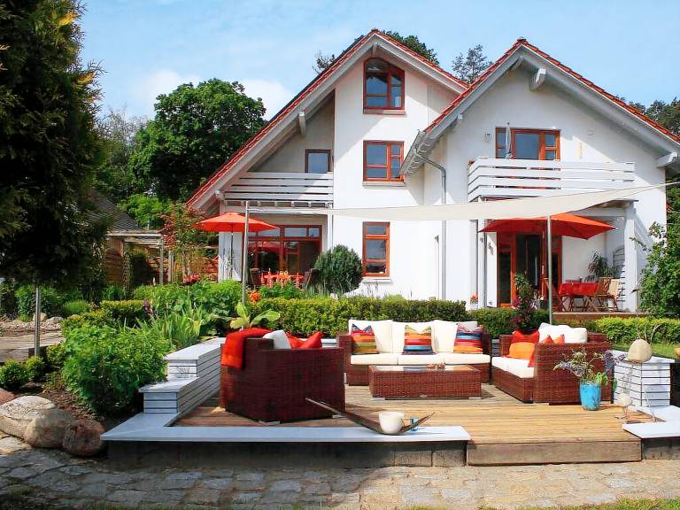 Charming apartment with patio | Pets allowed in Waren (Müritz)