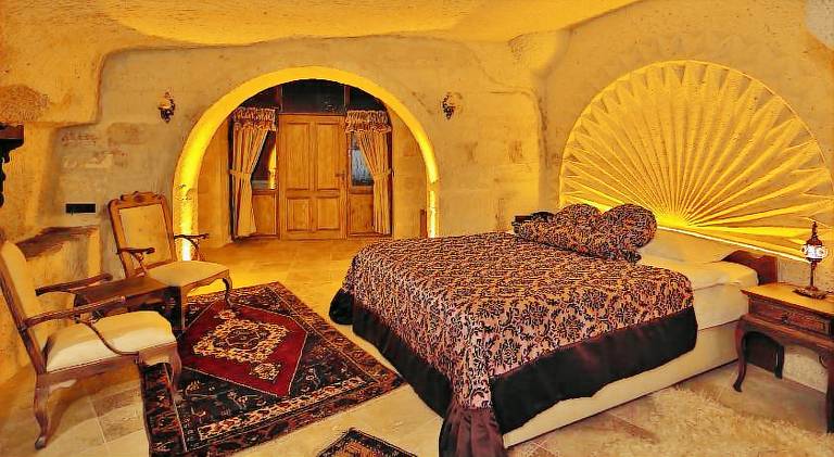 Phocas Cave Suites — photo 2