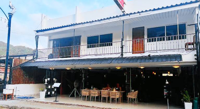 SET INN Restaurant & Bar — photo 2
