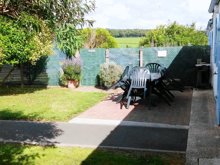 House with garden, terrace & barbeque | Nature view — photo 3