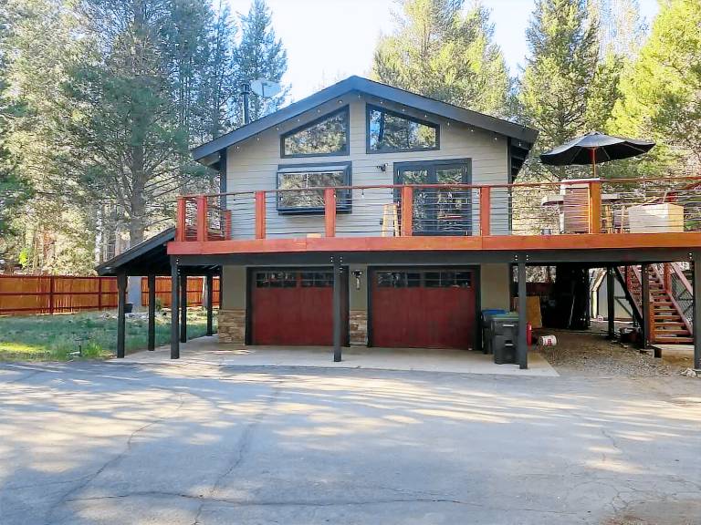 House  Truckee