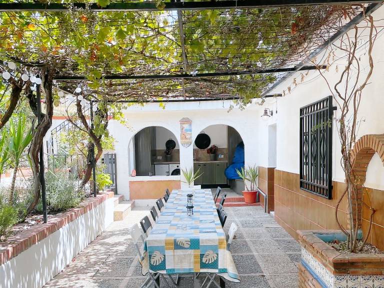 Child-friendly wonderful villa with BBQ, terrace & private pool | Mountain view | Pet-friendly — photo 2