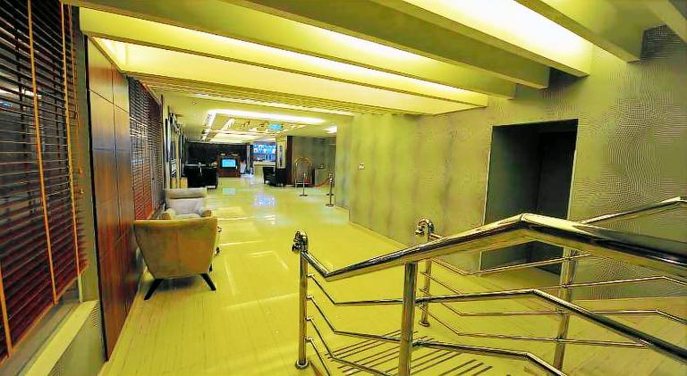 Serviced apartment with jacuzzi & terrace — photo 5