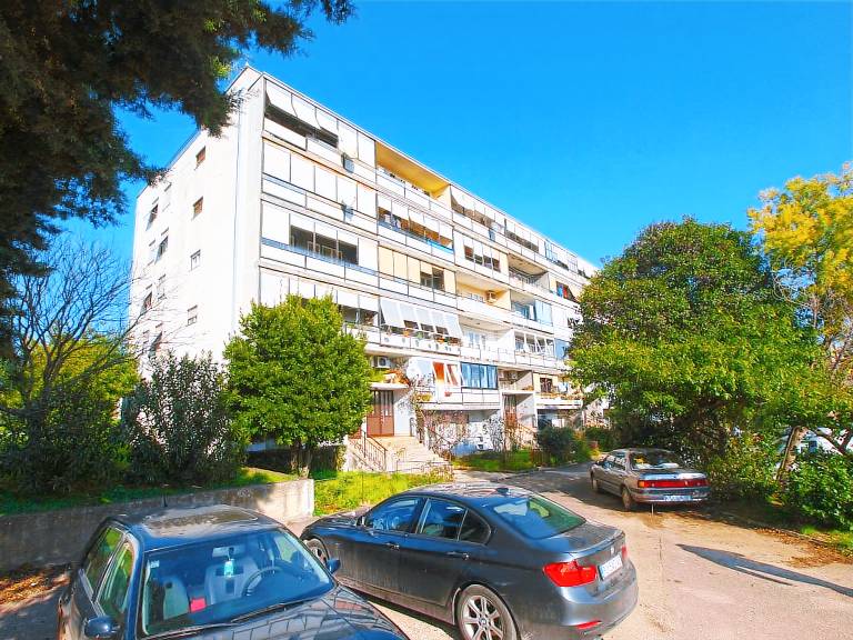 Family-friendly rental apartment with patio | Pets are welcome — photo 3