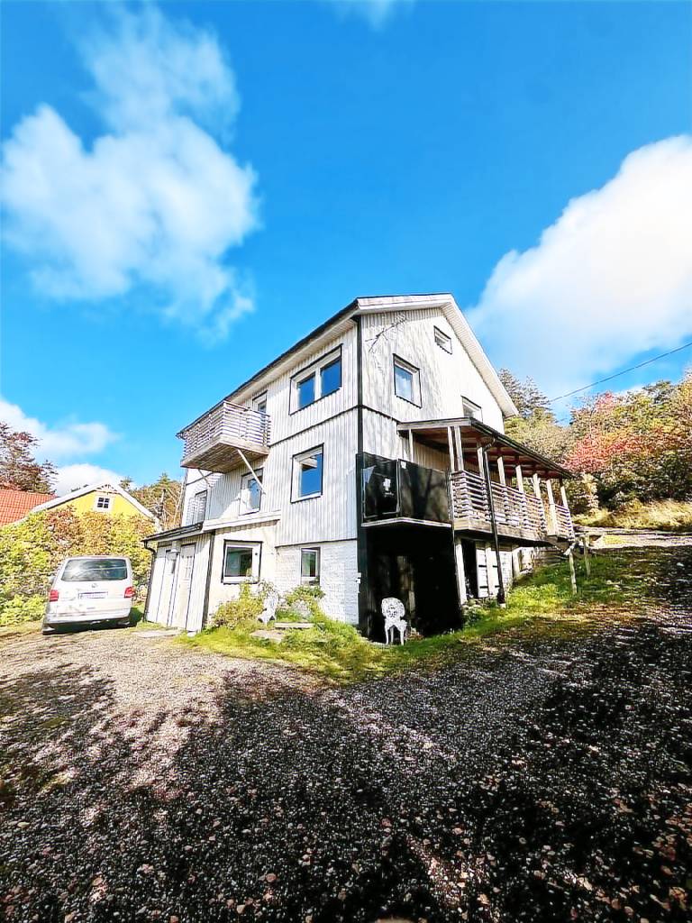 Ample house | Pets allowed in Gothenburg