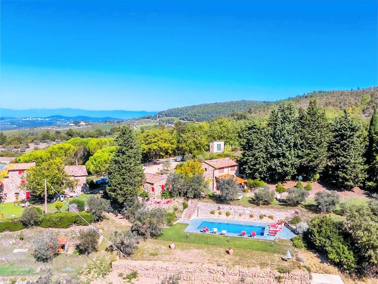 House with patio, yard & pool | Nature view — photo 3