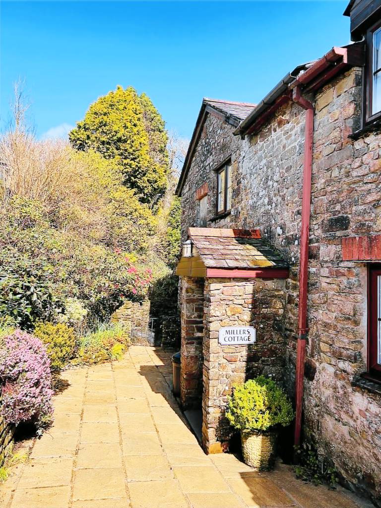 Cottage Clovelly