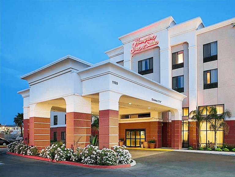Hampton Inn & Suites Tulare in Tula