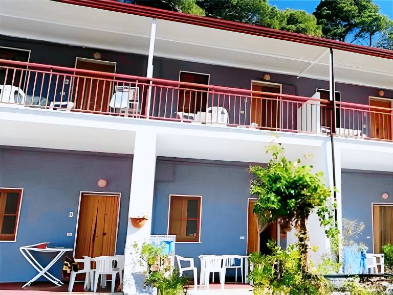 Nice serviced apartment with terrace, barbecue & yard | Close to the beach | Pet-friendly — photo 5