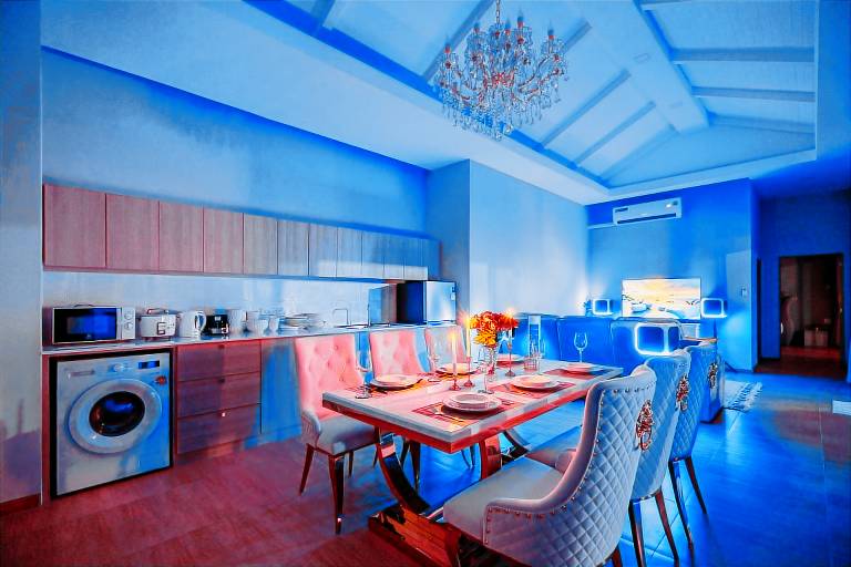 Villa with grill, pool & jacuzzi | Suitable for remote work | Dogs allowed — photo 3