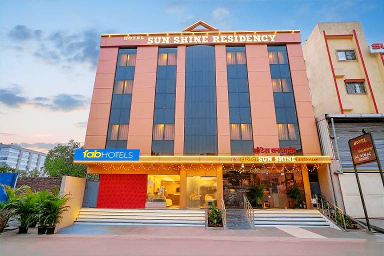 FabHotel Sunshine Residency