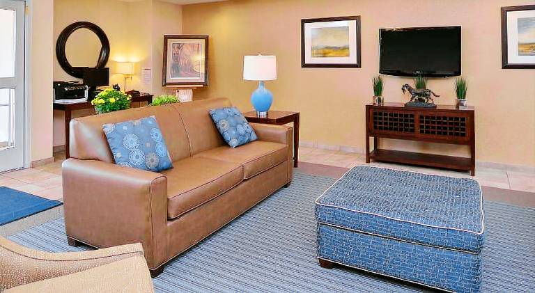 Candlewood Suites Williston By IHG — photo 2