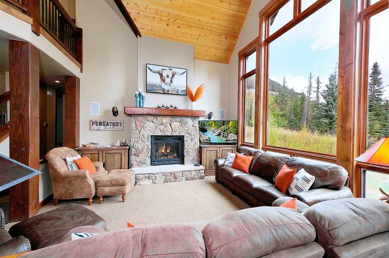 Home Across from Purg - Views, Deck/Fire Pit/Ping Pong/Shuffleboard — photo 3