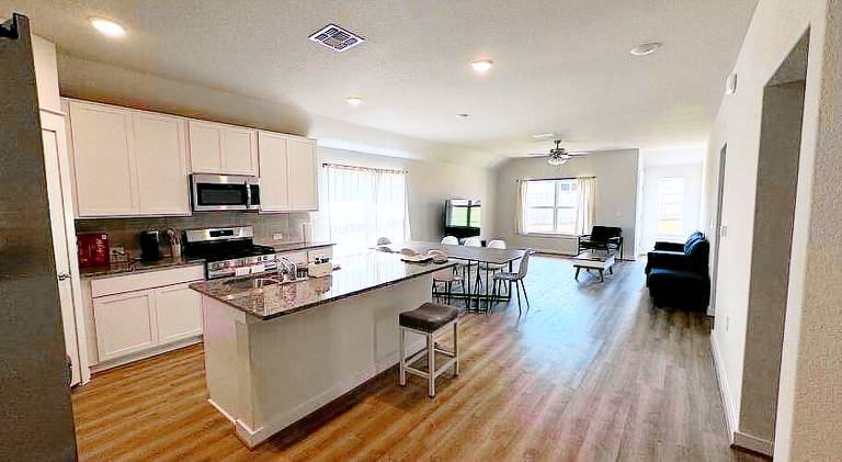 Pleasant house with pool | Pet-friendly — photo 4