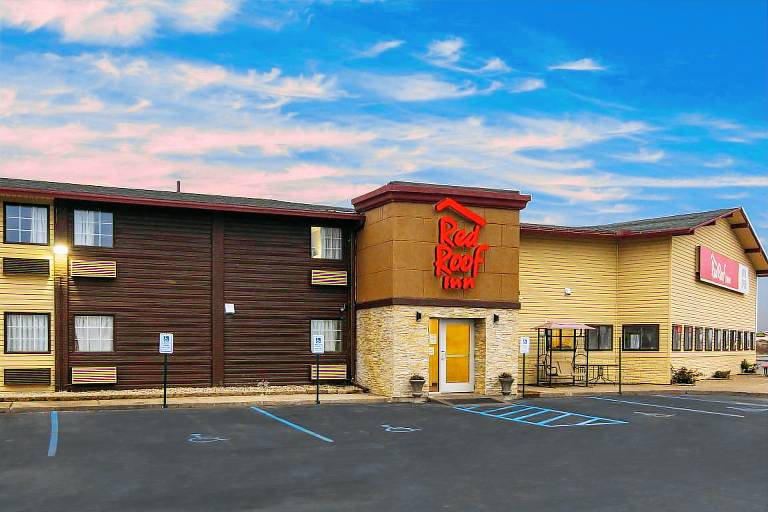 Red Roof Inn Perrysburg — photo 2