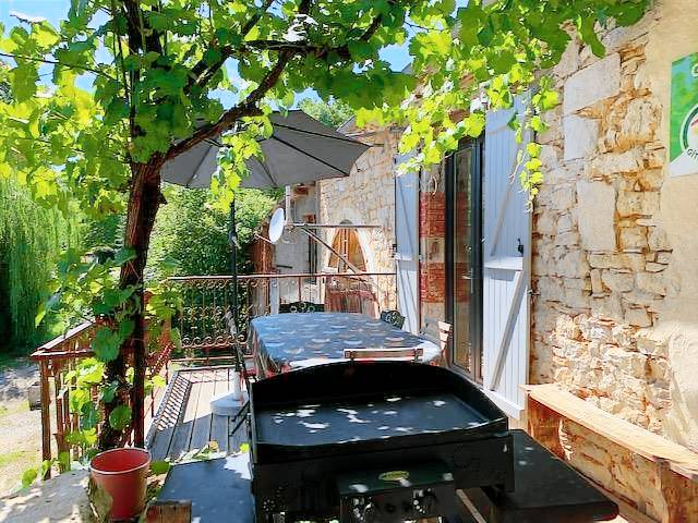 Fully equipped wonderful gite with garden, patio & private pool | Pet-friendly — photo 3