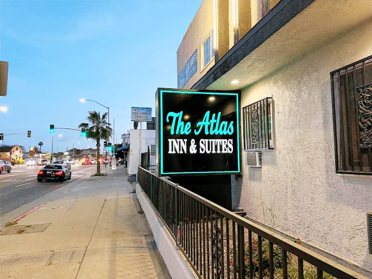 The Atlas Inn & Suites LAX — photo 4