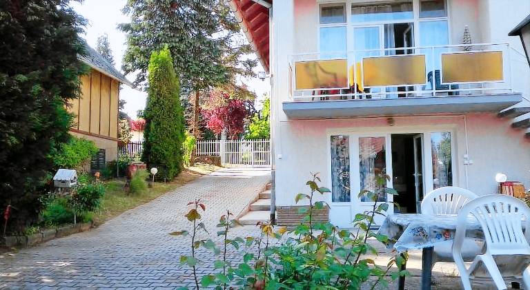 Apartment with garden, barbeque & patio | Suitable for remote work | Pet-friendly — photo 5