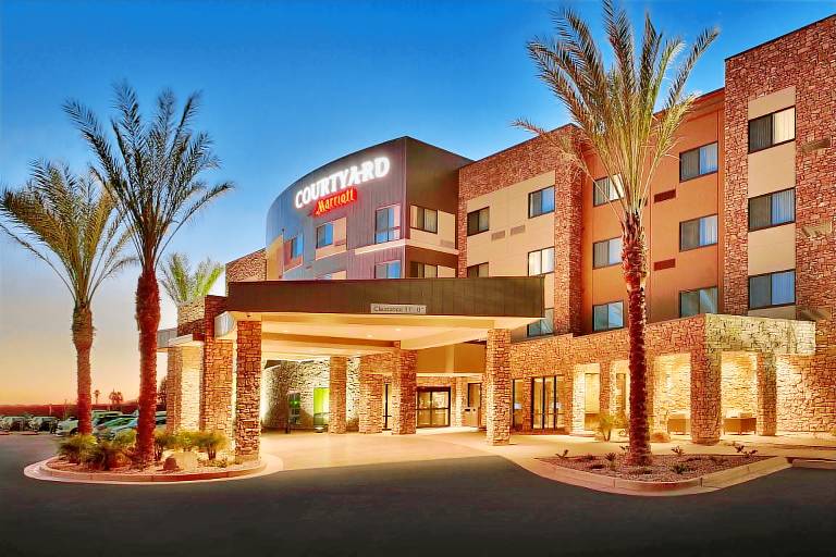 Courtyard by Marriott Phoenix Mesa Gateway Airport in Mesa, AZ