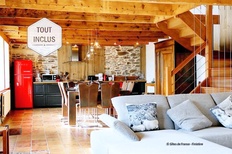 Gite with garden, barbeque & sauna | Pet-friendly in Plougonvelin