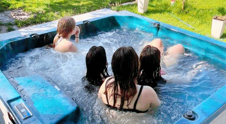 Villa with 1 room for 3 persons — photo 4