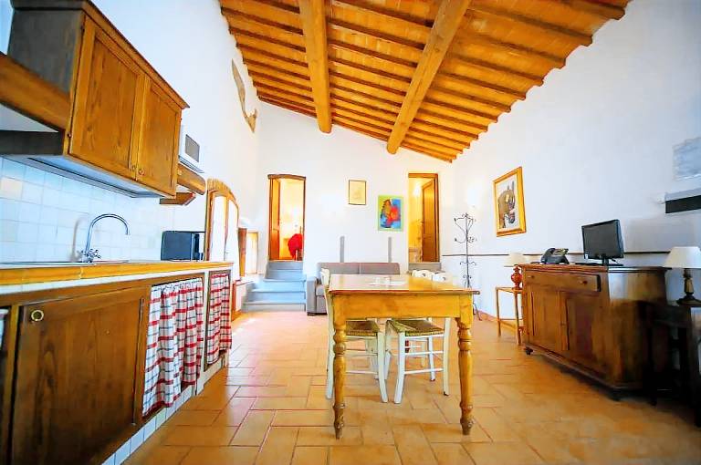 Charming apartment in Loro Ciuffenna, 110 m² with Shared Pool. — photo 4