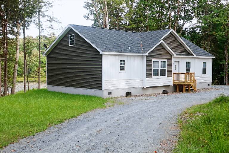 House  Ellenville