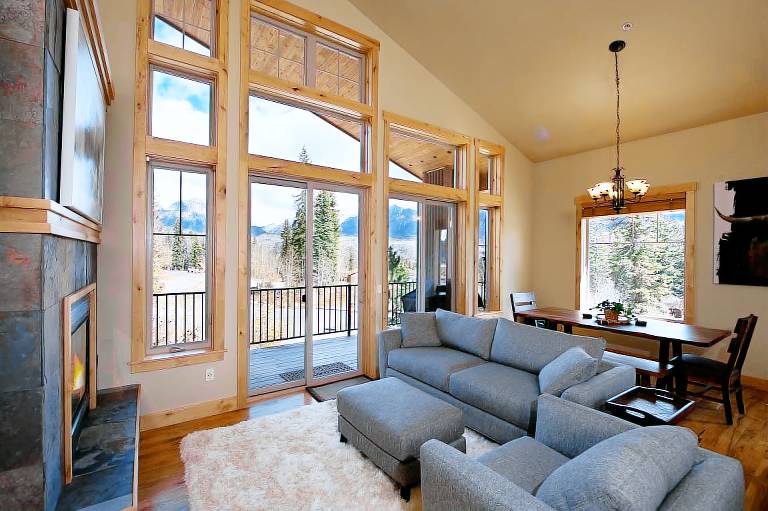Luxury Ski In/Out townhome on Creek - Views - Private Hot Tub — photo 3