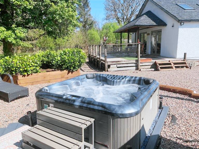 Cottage Strontian