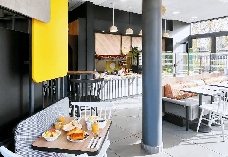 B&B Hotel NANTERRE Rueil-Malmaison — photo 4