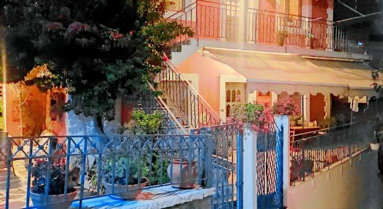 Holiday apartment with 2 rooms for 4 persons — photo 4