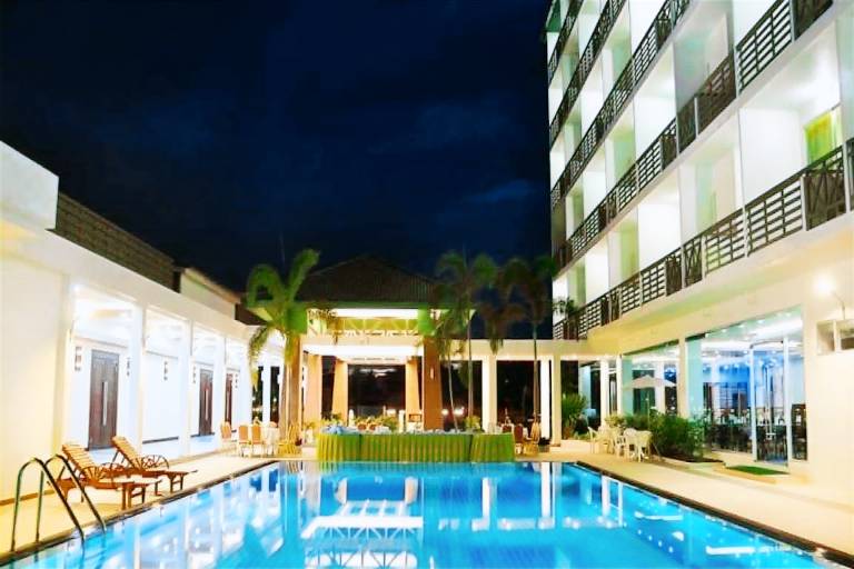 Resort  Phawong