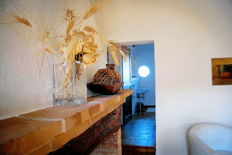 Holiday apartment with garden & pool | Garden view — photo 5