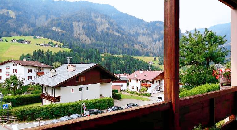 Lovely serviced apartment with yard | Ski nearby | Pet-friendly — photo 5