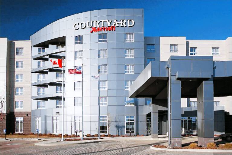 Courtyard Calgary Airport