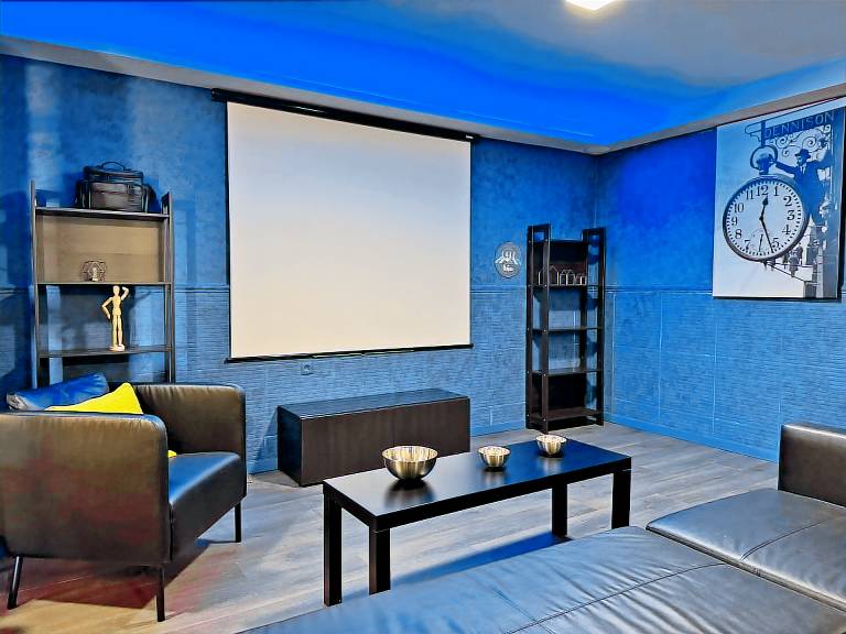 Family-friendly nice villa with yard, private pool & terrace | Pets are welcome — photo 3